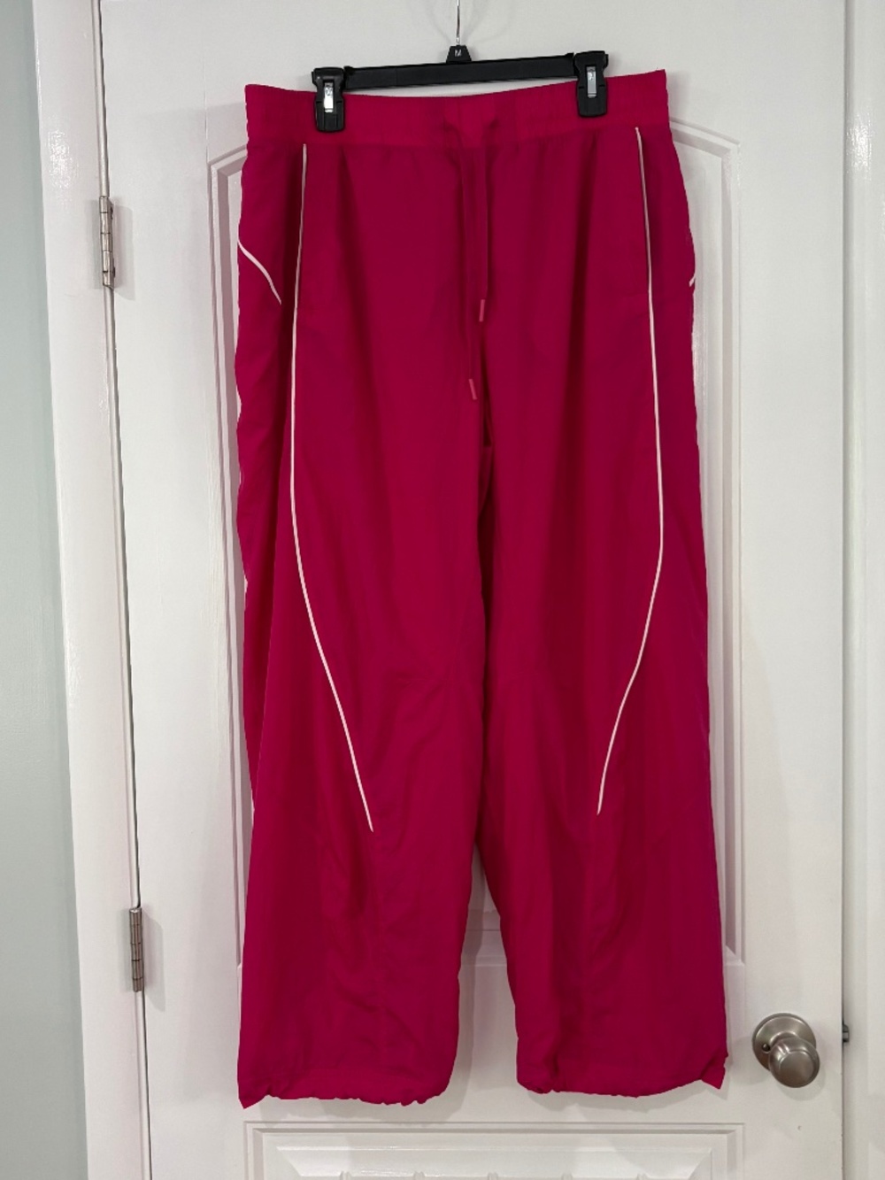 Lululemon License to Train Mid-Rise Lightweight Jogger Passionate